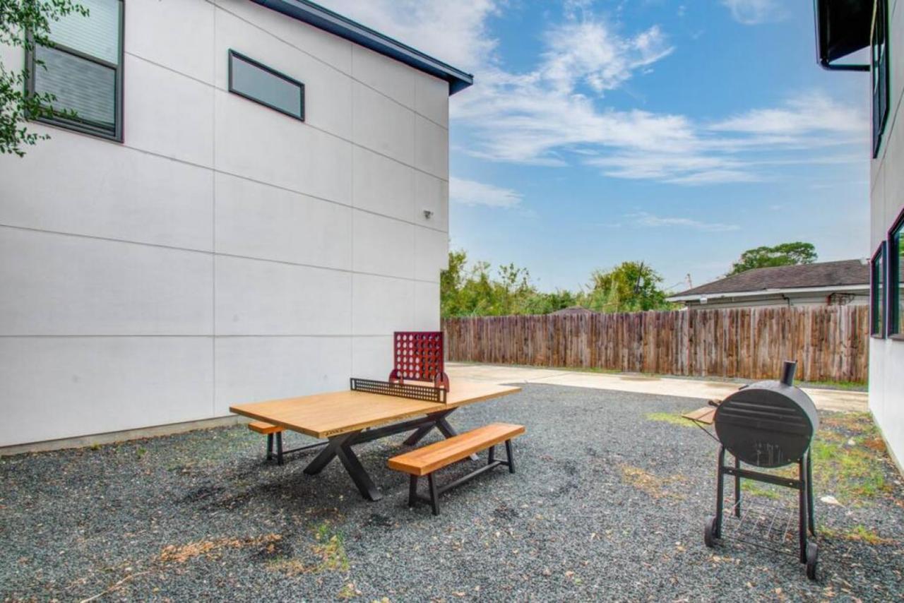 Holiday home Modern 2 Bedroom 2 Bathroom Near Downtown Houston
